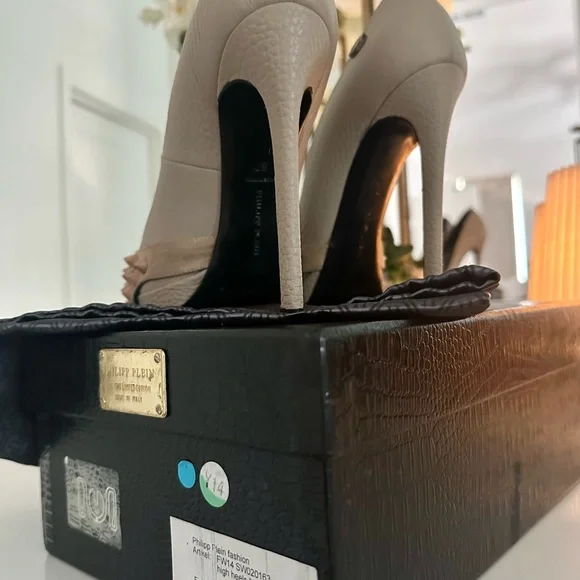 Philipp Plein Beige Studded Heels - Picture 3 of 7